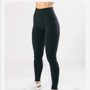 Alphalete surface elevation legging